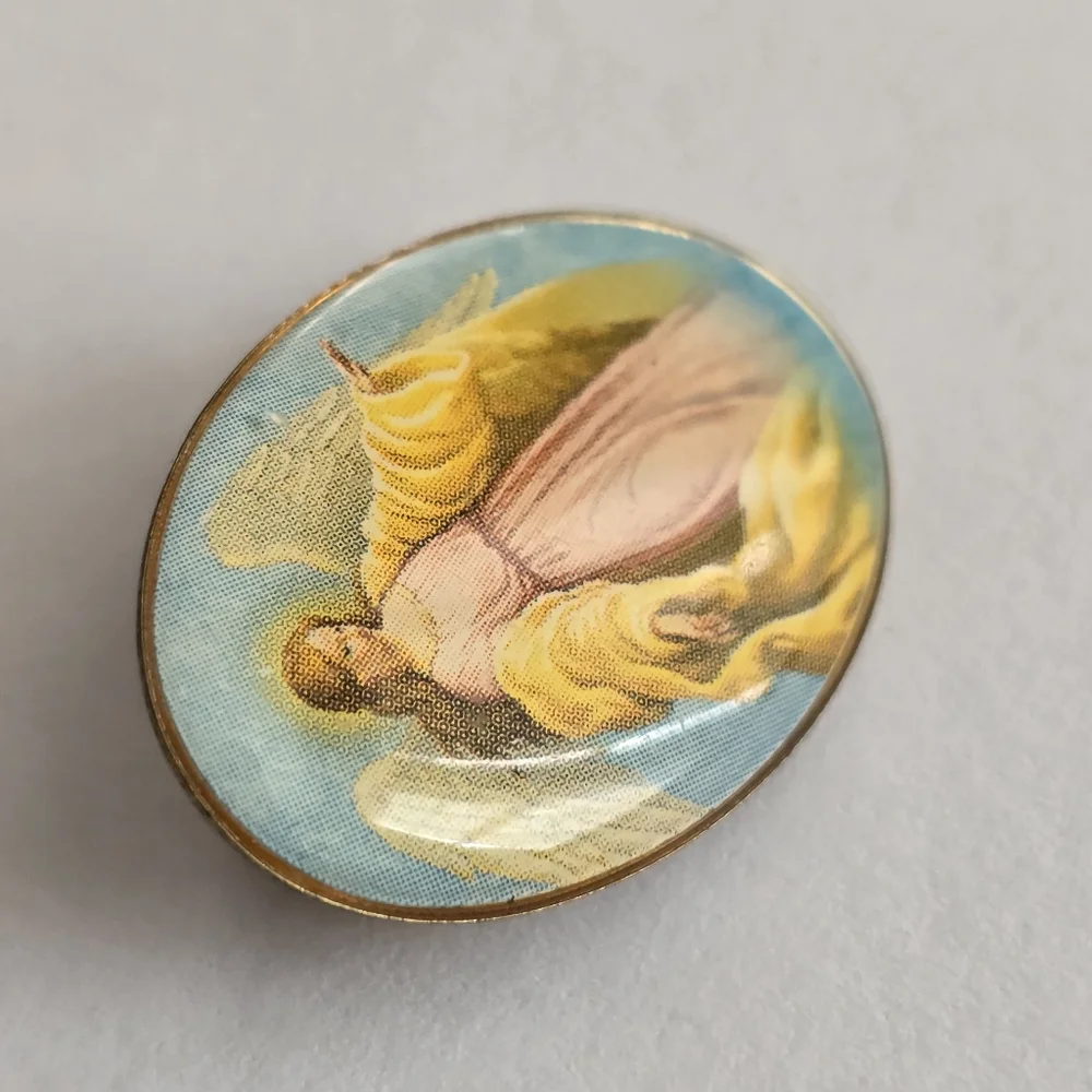 Vintage angel brooch pastel blue pink yellow gold Oval religious